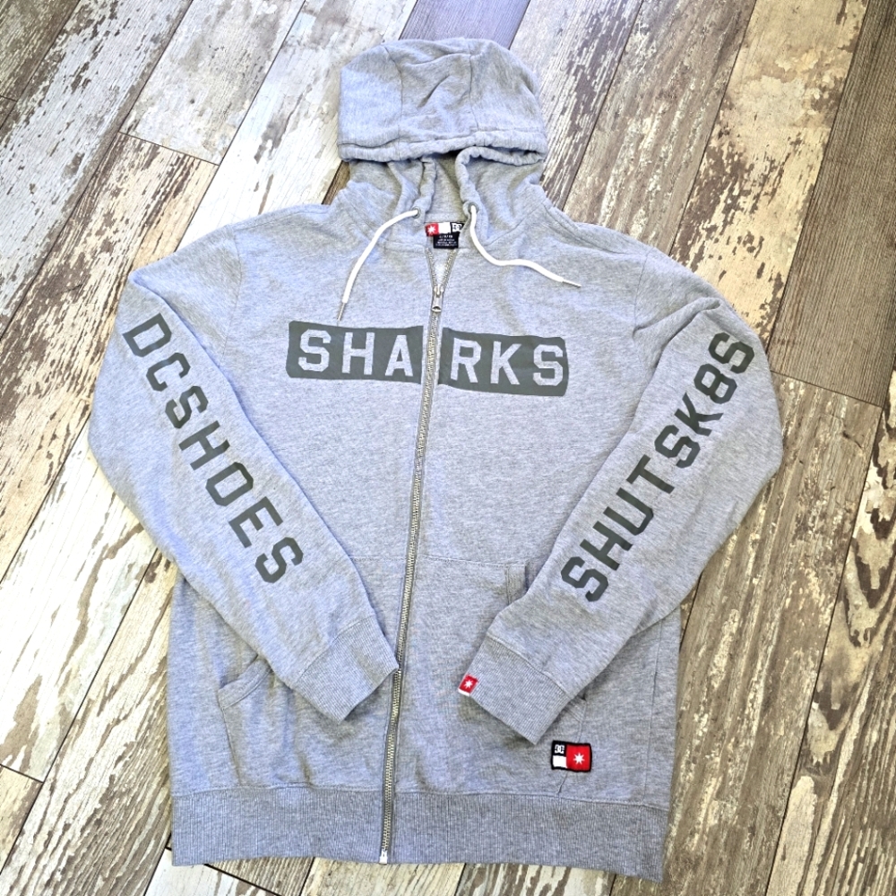 DC Shoes x Shut Ska8s Sharks 1986 Men's Gray Hoodie Size Small
